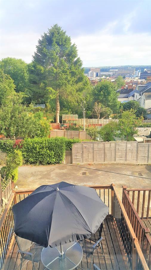 Swindon Old Town Duplex - Entercloud9Sa Apartment Exterior photo